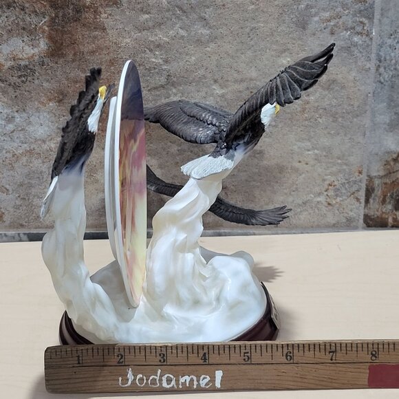 Bradford Exchange Decorative 3D Plate 3 Flying Eagles Figurine On Eagles Wings B - Picture 11 of 14